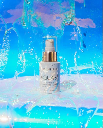 AQUA A RENEWING SERUM