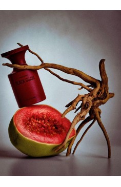 BLACK GUAVA