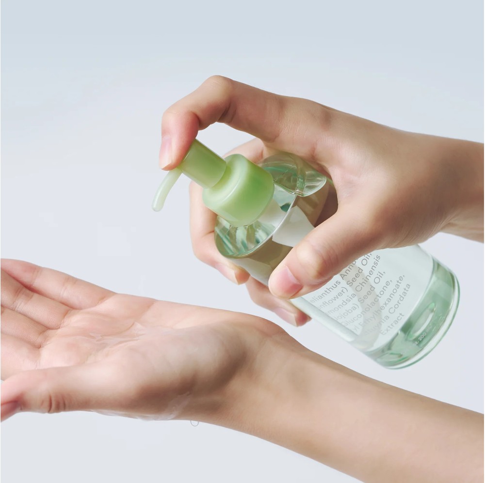 PORE CLEANSING OIL HEARTLEAF WASH