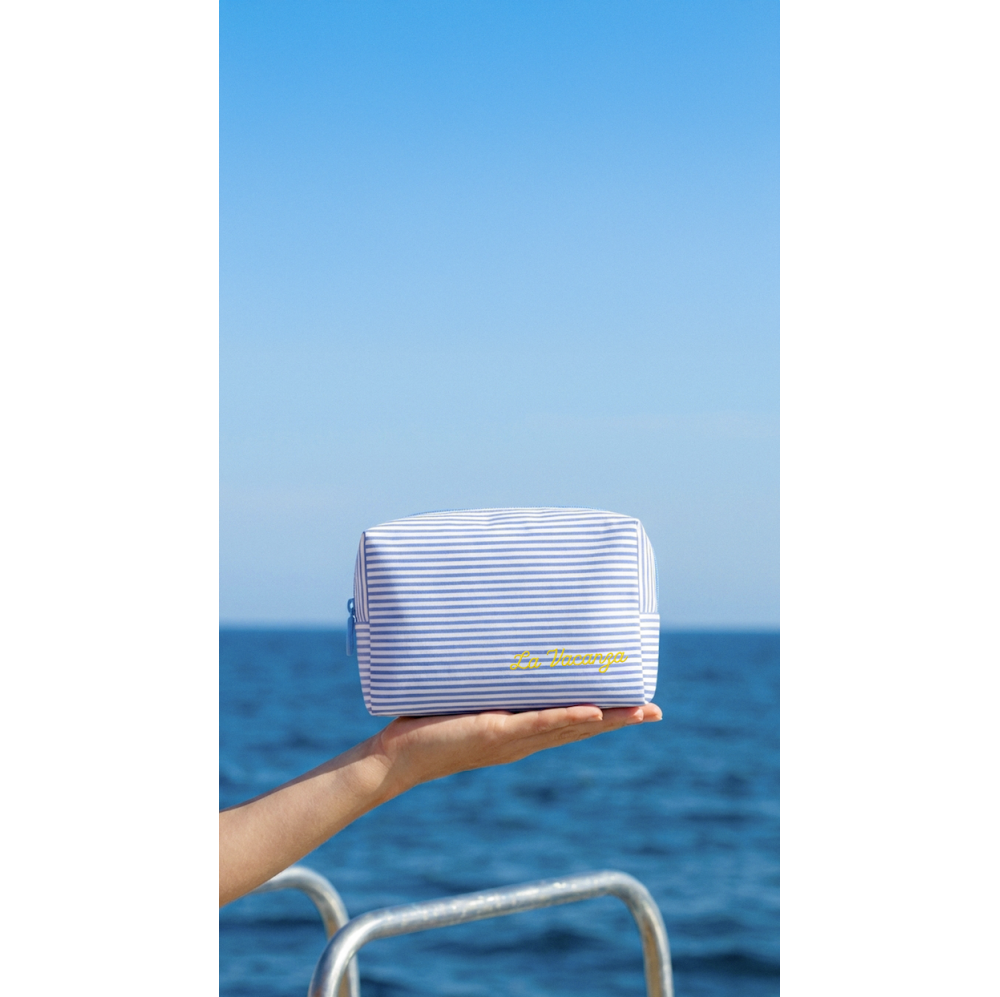 LA VACANZA travel-friendly suncare kit