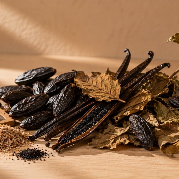 Note di fondo: Fava Tonka, Patchouli, Vaniglia