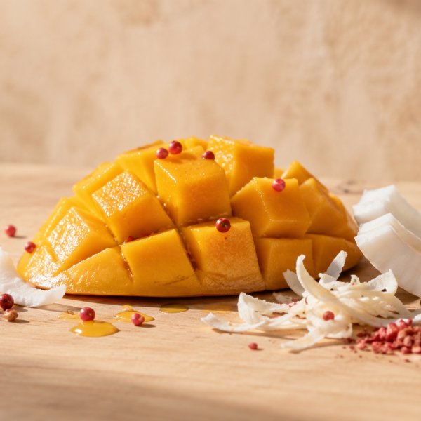 Note di testa: Cocco, Mango, Pepe Rosa